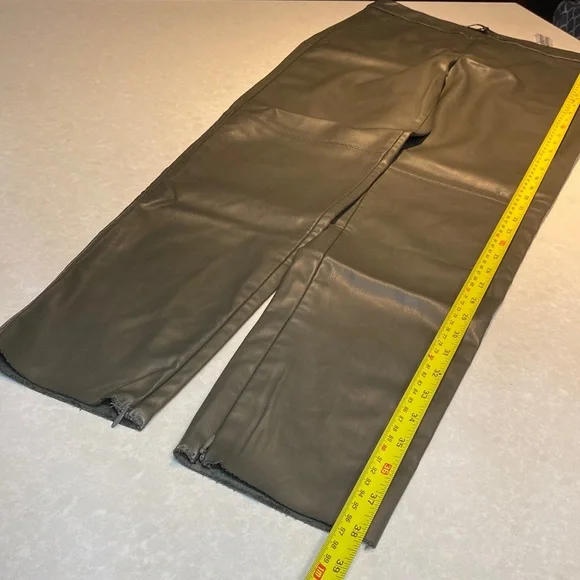 New Zara Forest Green Faux Leather Skinny Legging Pants Size L Wtags green⭐️⭐️⭐️ - Picture 5 of 17